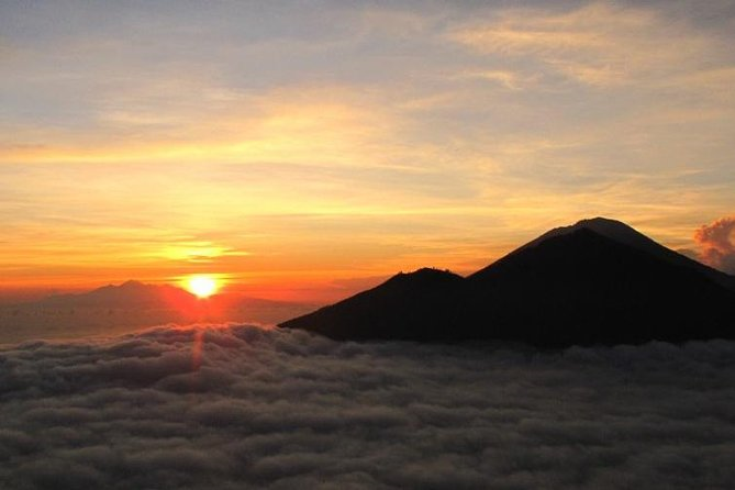 Travelling in North Bali? Here Are Tips You Need to Know Before Hiking on Mount Batur