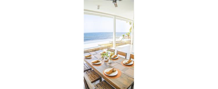  Inviting All Besties Squad to be the Bali Babes by Experiencing Staycation in Bali Luxury Villa